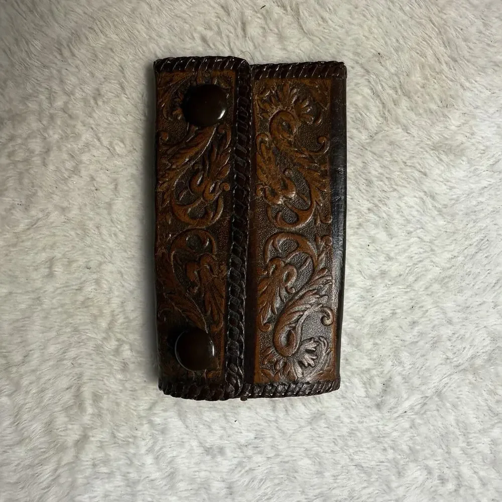 Vintage Tooled Leather Key Holder Snap Closure Man Combat